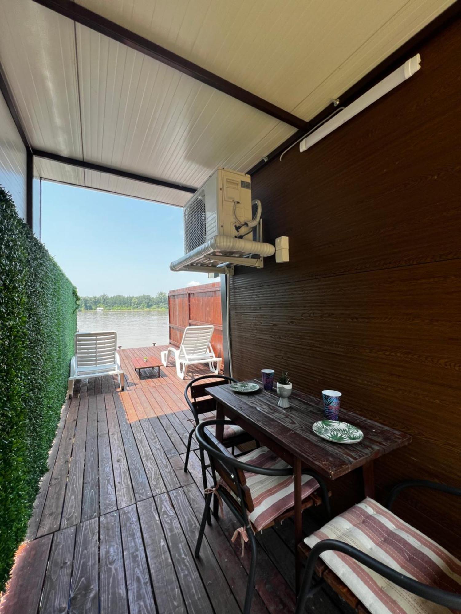 Kuca I Splav Na Reci Savi Villa Belgrad Exteriör bild